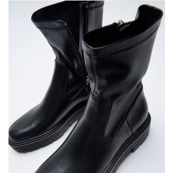 Zara low heeled lug sole black ankle boots Booties - Picture 13 of 15